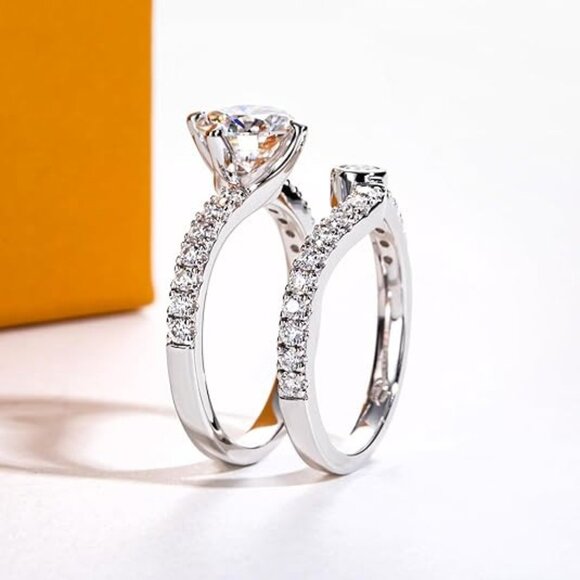 Moissanite Ring 2.18CTTW D Color VVS1 Clarity Round Brilliant Cut - Picture 5 of 6